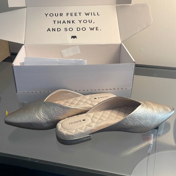 Birdies Shoes - Birdies swan gold slides size 6